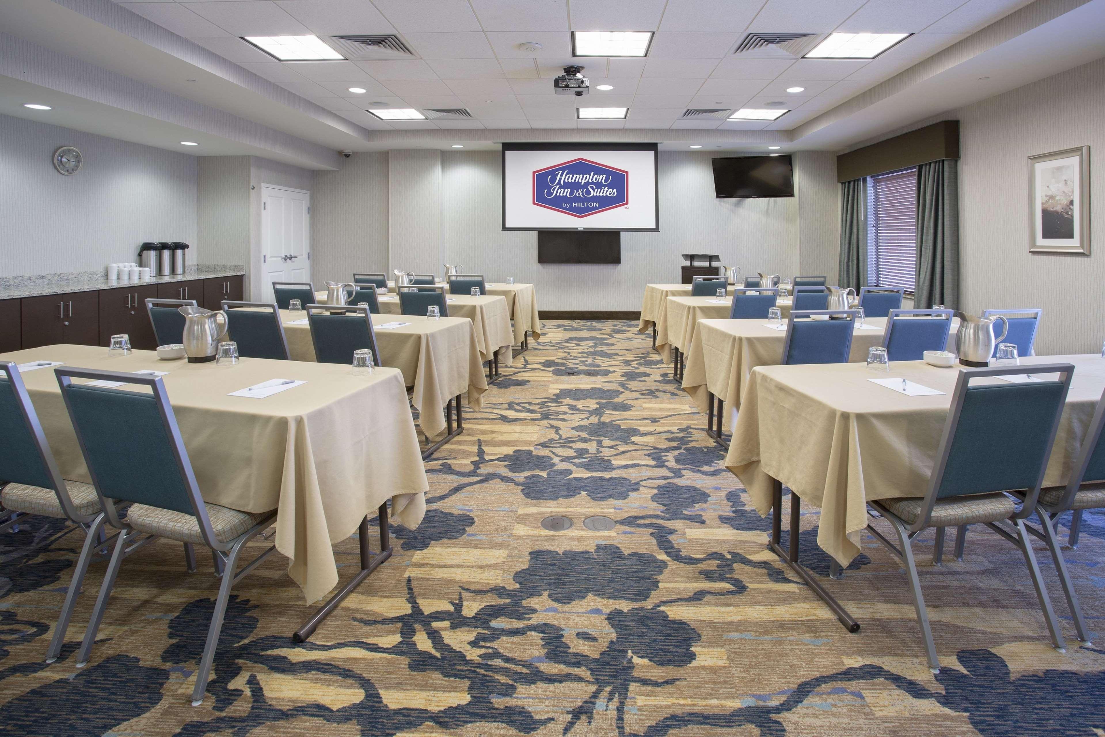 Hampton Inn & Suites Denver Airport / Gateway Park Аврора Экстерьер фото