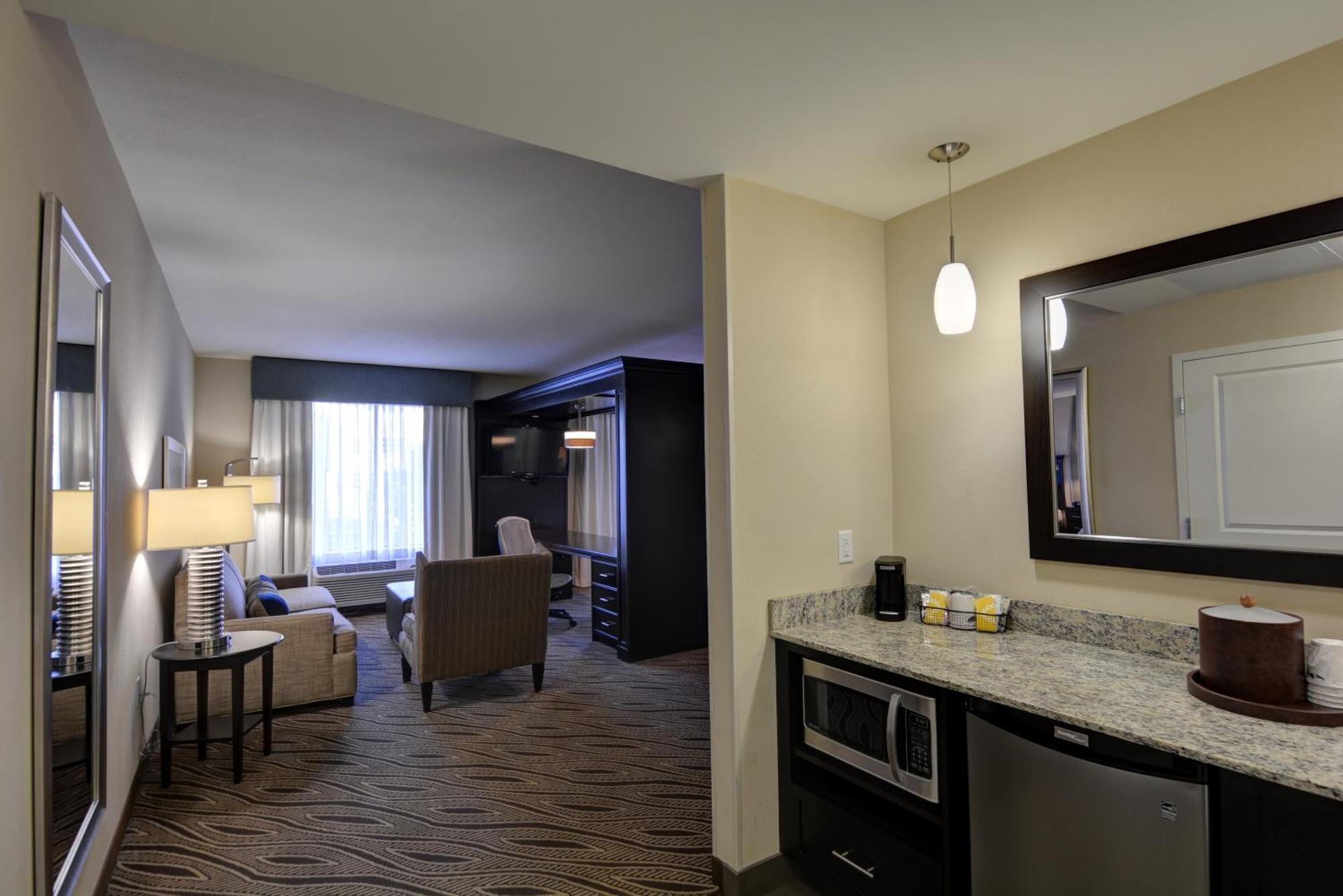Hampton Inn & Suites Denver Airport / Gateway Park Аврора Экстерьер фото