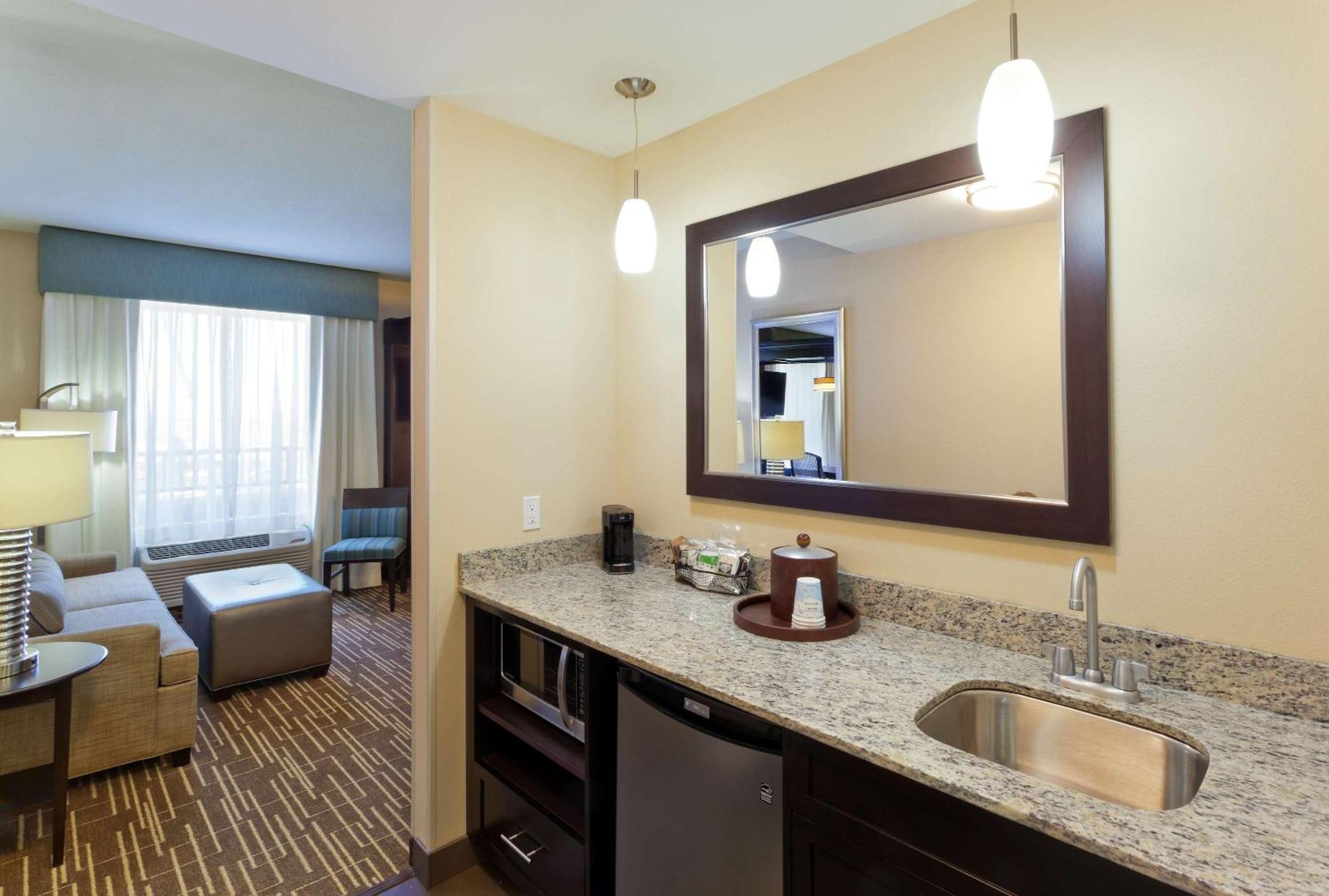Hampton Inn & Suites Denver Airport / Gateway Park Аврора Экстерьер фото