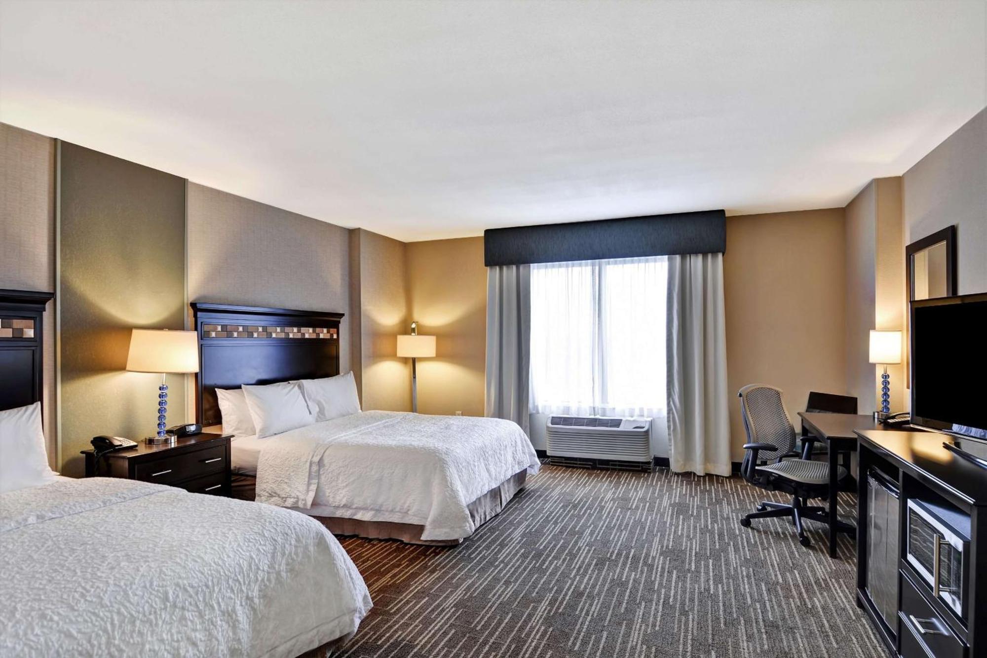 Hampton Inn & Suites Denver Airport / Gateway Park Аврора Экстерьер фото